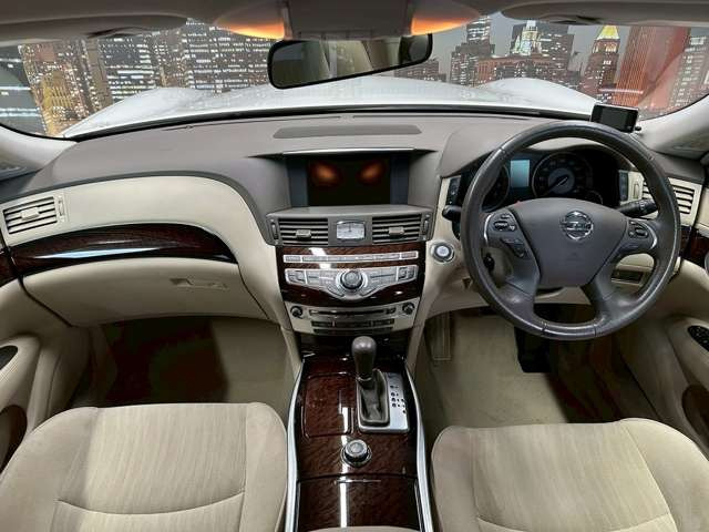 ���{�����s�ɃZ�_���ESUV�𒆐S�Ɂw���l�ł����i�x�œW�����Ă���ǎ����ÎԐ��X�ł��B���̗��C�����Ȃ��̎ԗ�����Ŏ�舵��!�B�֐��n��ōł������ȉ��i���ŗǎ��Ԃ����񋟂ł���悤�w�߂Ă���܂��B