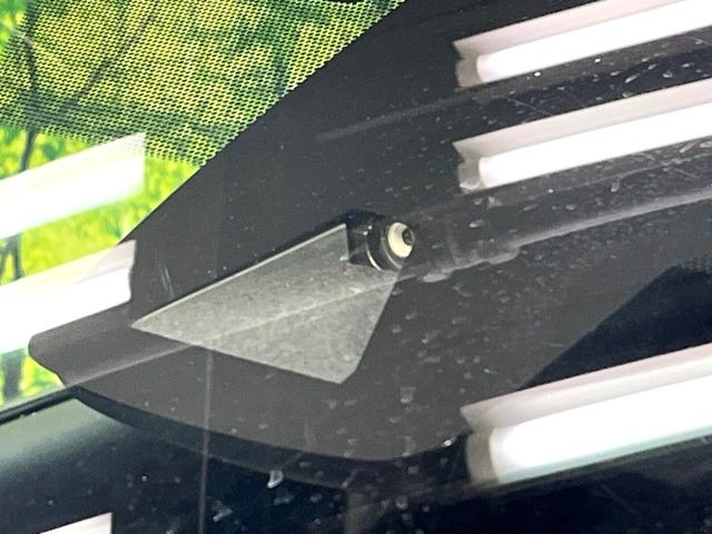 プリウス1.8 S セーフティ プラス ツートーン