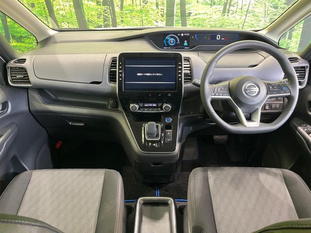 セレナ1.2 e-POWER ハイウェイスターV