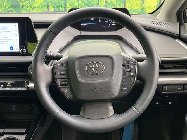�y�����v�����X�e�A�����O�z�㎿�Ȋv���g�p���邱�ƂŁA��ɂ����������݂ƂĂ��^�]���₷���n���h���ł���
