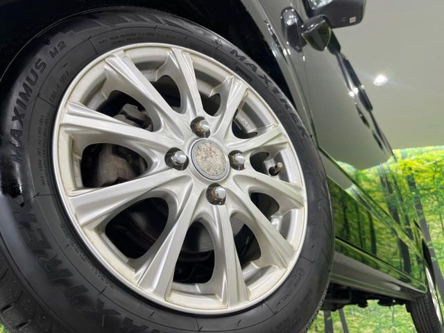 �y14�C���`�A���~�z�C�[���z�O�ςɃ}�b�`�����A���~�z�C�[���𑕒����Ă���܂��B�e��A���~�z�C�[����A�X�^�b�h���X�^�C�����戵�����Ă���܂��B���񂲑��k����������