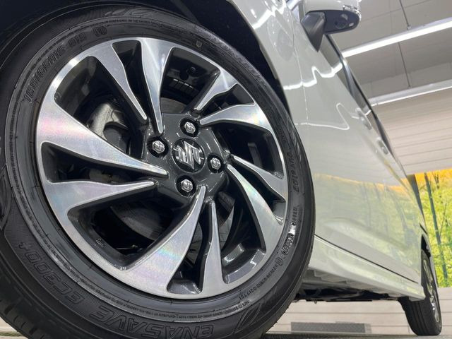 �y�����A���~�z�C�[���z�O�ςɃ}�b�`���������A���~�z�C�[���𑕒����Ă���܂��B�e��ЊO�A���~�z�C�[����A�X�^�b�h���X�^�C�����戵�����Ă���܂��B���񂲑��k����������