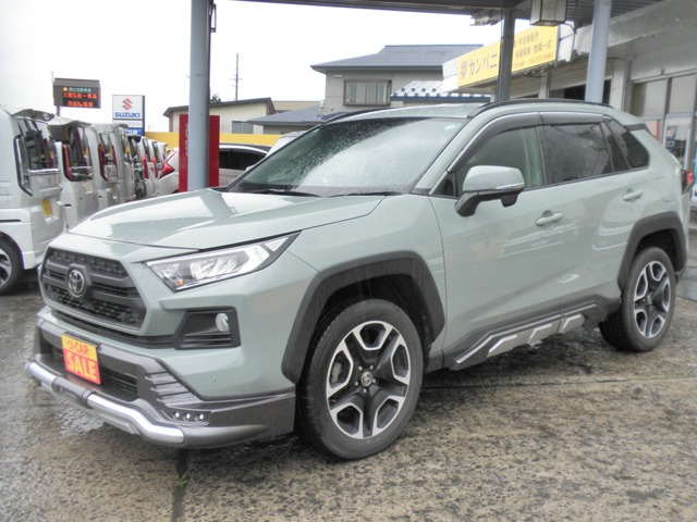 RAV42.0 アドベンチャー 4WD
