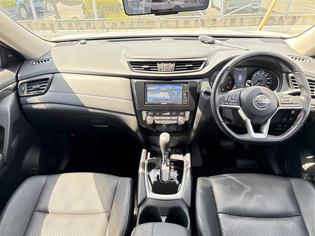エクストレイル2.0 20Xi 4WD