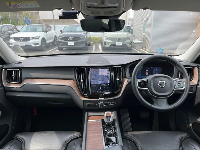 XC60アルティメット B5 AWD 4WD