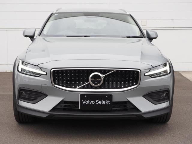 V60クロスカントリーウルトラ B5 AWD 4WD