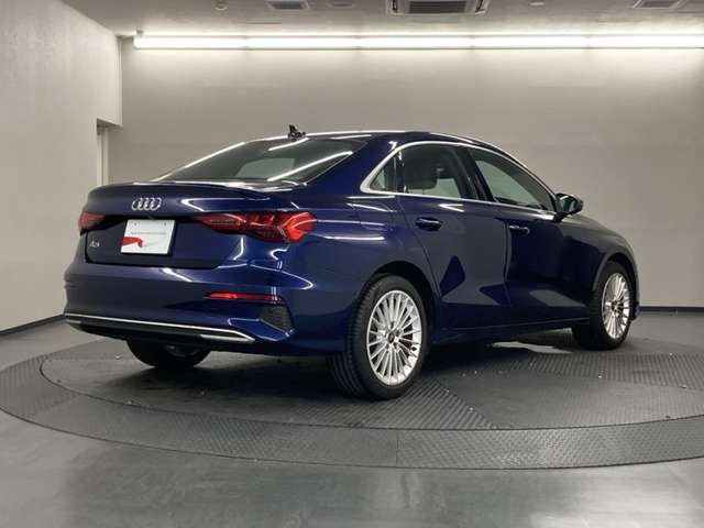 A3セダン30 TFSI アドバンスド