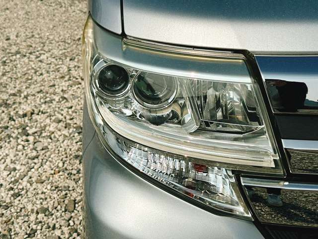 LED���C�g�ւ��ύX�\�ł�!����]�̍ۂɂ͓��X�X�^�b�t�܂ł��C�y�ɂ����k������!