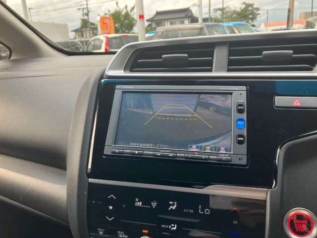 フィット1.3 13G S ホンダセンシング 4WD