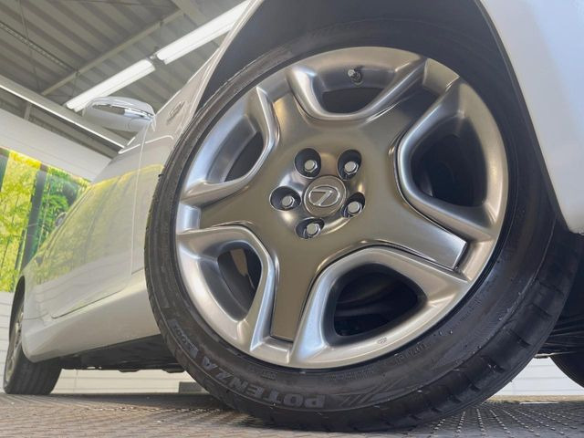 �y����18�C���`�A���~�z�C�[���z�O�ςɃ}�b�`���������A���~�z�C�[���𑕒����Ă���܂��B�e��ЊO�A���~�z�C�[����A�X�^�b�h���X�^�C�����戵�����Ă���܂��B���񂲑��k������