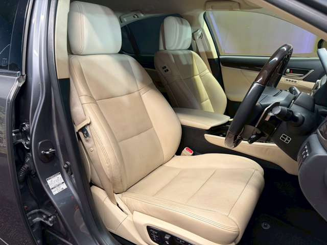 �^�]�Ȃ��L�X�Ƃ��Ă���^�]���₷�������������Ă��܂��������N���[�j���O�����{�ς݂ł��B