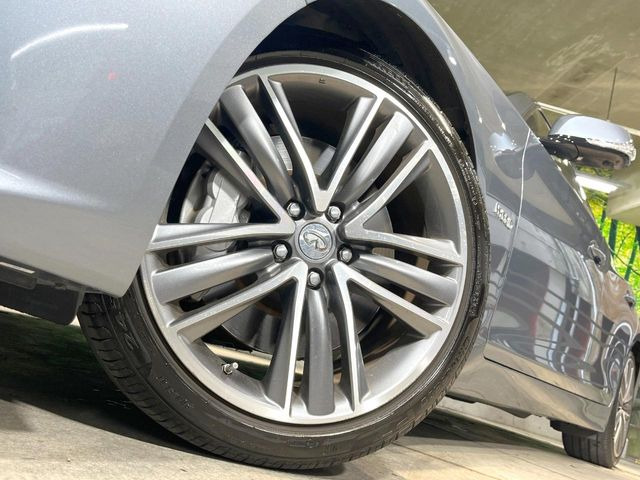 �y����19�C���`�A���~�z�C�[���z�O�ςɃ}�b�`���������A���~�z�C�[���𑕒����Ă���܂��B�e��ЊO�A���~�z�C�[����A�X�^�b�h���X�^�C�����戵�����Ă���܂��B���񂲑��k����������