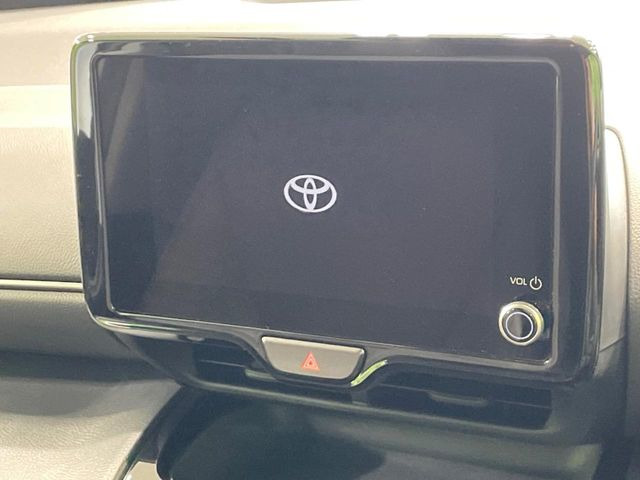 �y8�C���` �f�B�X�v���C�I�[�f�B�I�z���ʂ̃f�B�X�v���C��AppleCarPlay��AndroidAuto�����p�\�B�傫�ȉ�ʂŃX�}�z�i�r�A�v���������p���������܂���