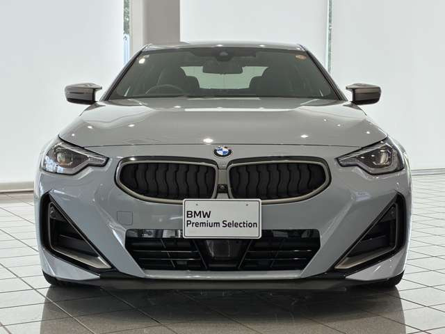 2シリーズクーペM240i xドライブ 4WD