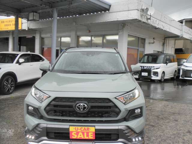 RAV42.0 アドベンチャー 4WD