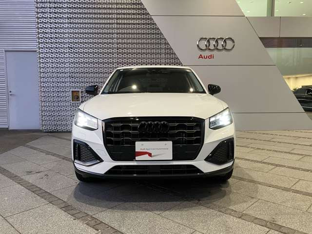 Q2TFSI ブラック スタイル プラス