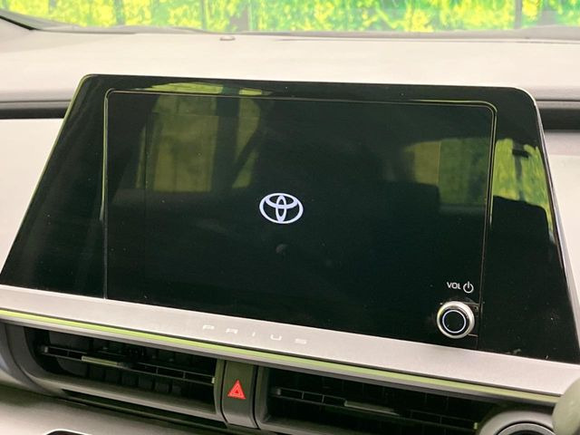 �y8�C���` �f�B�X�v���C�I�[�f�B�I�z���ʂ̃f�B�X�v���C��AppleCarPlay��AndroidAuto�����p�\�B�傫�ȉ�ʂŃX�}�z�i�r�A�v���������p���������܂���