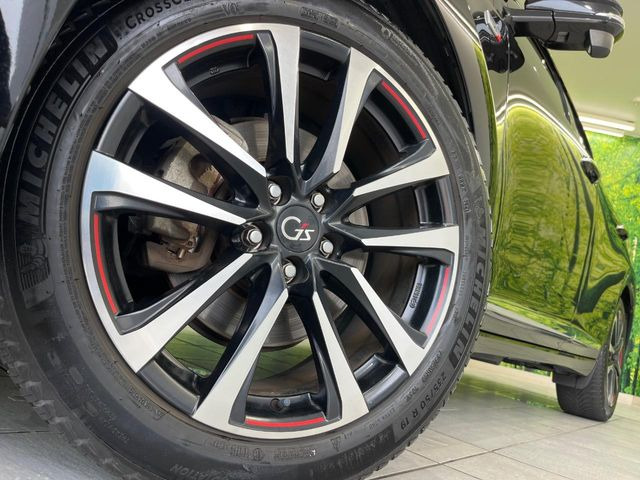 �y�����I�v�V����19�C���`�A���~�z�C�[���z�����I�v�V�����z�C�[���𑕒��B���s���\�̌���ɉ����A�O�ς����X�^�C���b�V���ɂȂ��Ă��܂��B