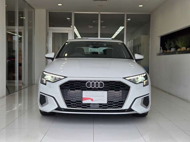 A3セダン30 TFSI アドバンスド