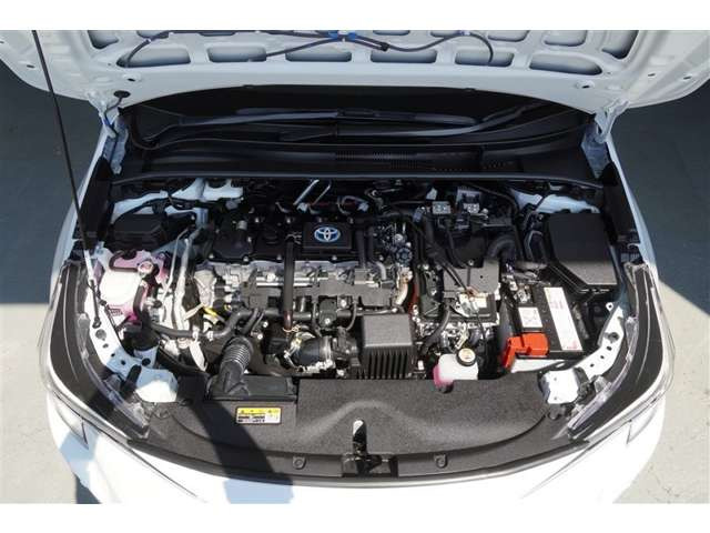 カローラツーリング1.8 ハイブリッド W×B E-Four 4WD
