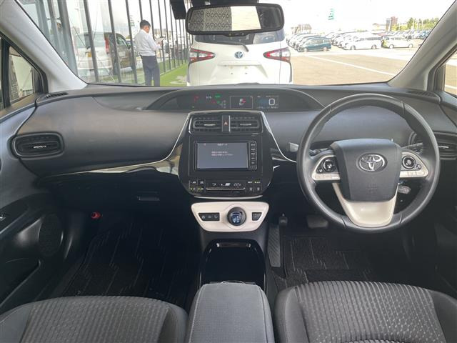 プリウス1.8 S セーフティ プラス