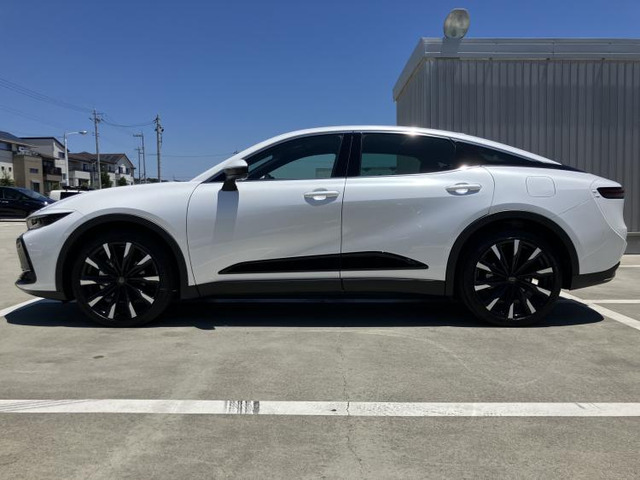 クラウンクロスオーバー2.4 RS E-Four advanced 4WD