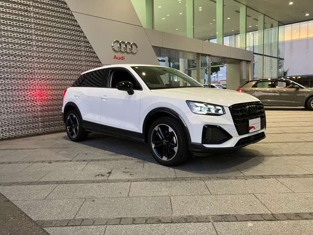 Q2TFSI ブラック スタイル プラス