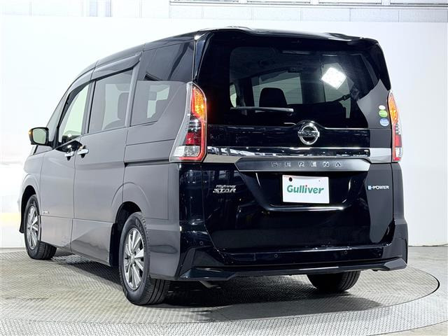 セレナ1.2 e-POWER ハイウェイスターV