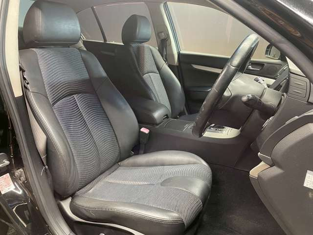 �^�]�Ȃ��L�X�Ƃ��Ă���^�]���₷�������������Ă��܂��������N���[�j���O�����{�ς݂ł��B