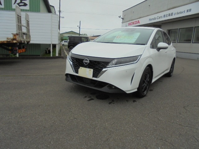ノート1.2 X FOUR 4WD