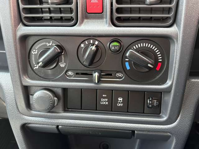 NT100クリッパーDX 農繁仕様 4WD