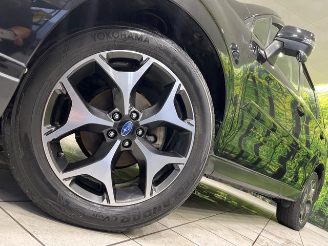 �y����18�C���`�A���~�z�C�[���z�O�ςɃ}�b�`���������A���~�z�C�[���𑕒����Ă���܂��B�e��ЊO�A���~�z�C�[����A�X�^�b�h���X�^�C�����戵�����Ă���܂��B���񂲑��k����������