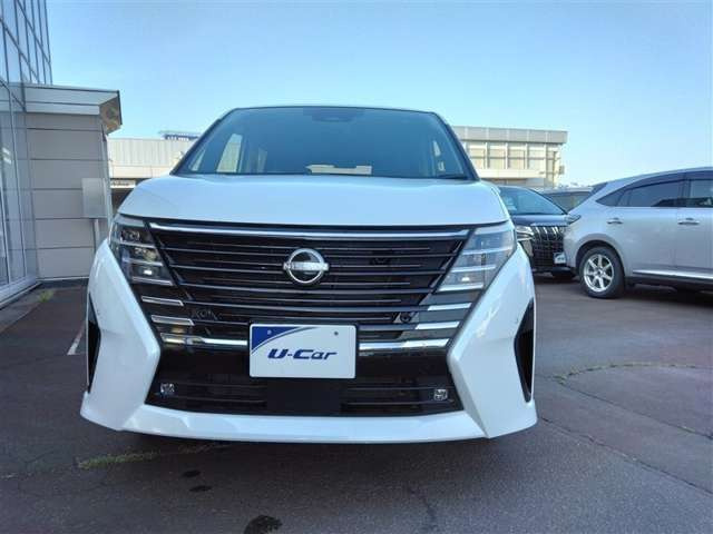 セレナ2.0 ハイウェイスターV ステップタイプ 4WD