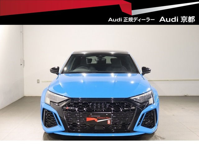 RS3スポーツバック2.5 4WD