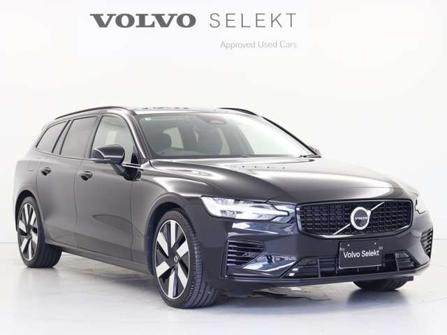 V60ウルトラ T6  AWD プラグインハイブリッド 4WD