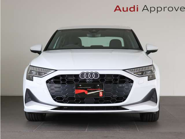 A3セダン30 TFSI アドバンスド