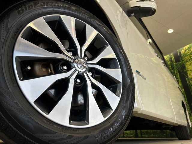 �y����16�C���`�A���~�z�C�[���z�O�ςɃ}�b�`���������A���~�z�C�[���𑕒����Ă���܂��B�e��ЊO�A���~�z�C�[����A�X�^�b�h���X�^�C�����戵�����Ă���܂��B���񂲑��k����������
