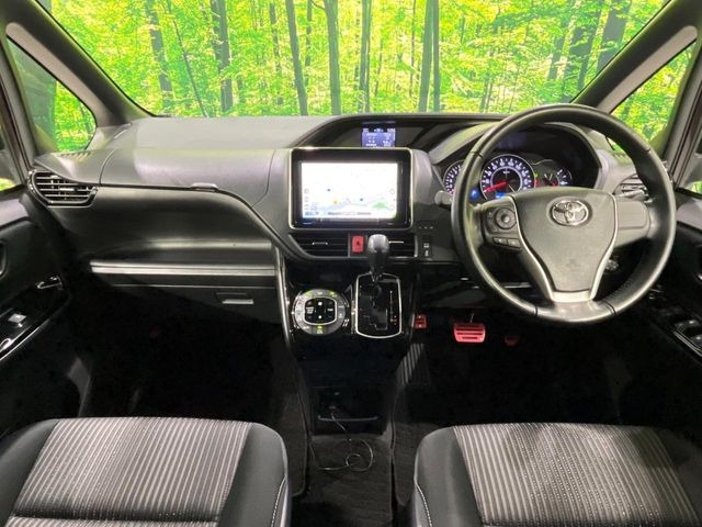 ヴォクシー2.0 ZS