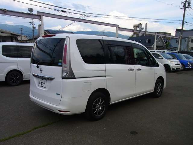 セレナ2.0 20X 4WD