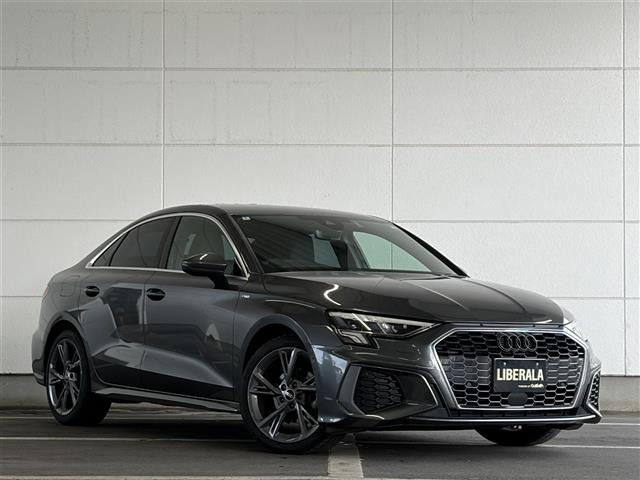 A3セダン30 TFSI Sライン