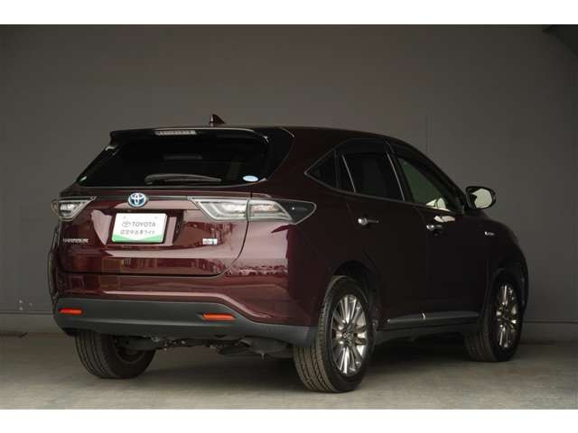 ハリアー2.5 ハイブリッド E-Four プレミアム 4WD