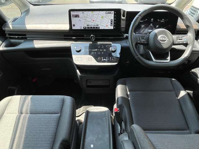 セレナ1.4 e-POWER ハイウェイスターV