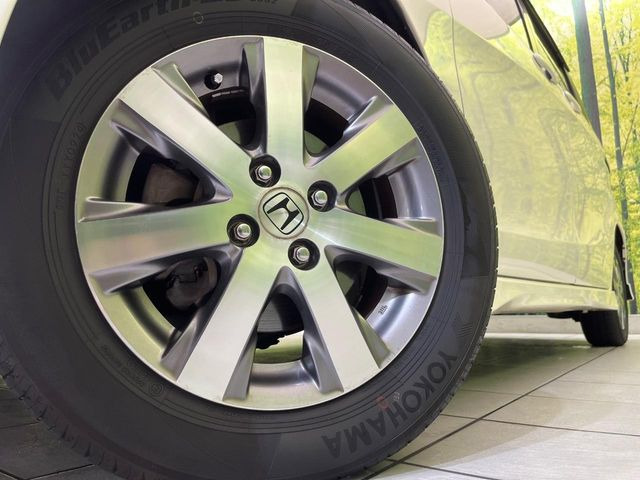 �y����15�C���`�A���~�z�C�[���z�O�ςɃ}�b�`���������A���~�z�C�[���𑕒����Ă���܂��B�e��ЊO�A���~�z�C�[����A�X�^�b�h���X�^�C�����戵�����Ă���܂��B���񂲑��k����������O���[�v���݌ɐ���30,00