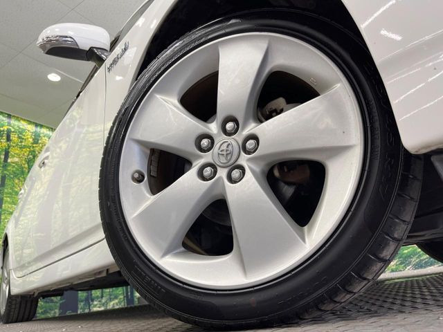 �y����17�C���`�A���~�z�C�[���z�O�ςɃ}�b�`���������A���~�z�C�[���𑕒����Ă���܂��B�e��ЊO�A���~�z�C�[����A�X�^�b�h���X�^�C�����戵�����Ă���܂��B���񂲑��k����������