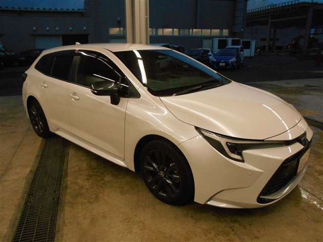 カローラツーリング1.8 ハイブリッド W×B