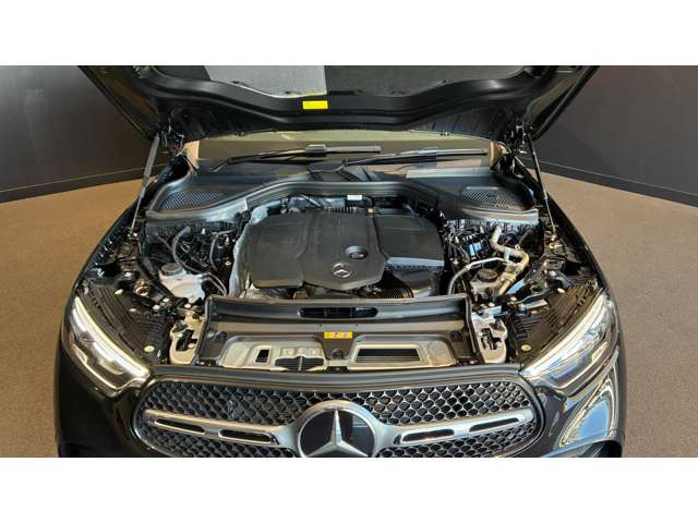 GLC220d 4マチック コア (ISG) 4WD