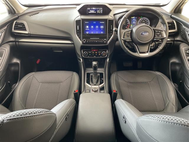 フォレスター2.0 アドバンス 4WD