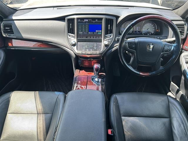 クラウンマジェスタ3.5 Fバージョン