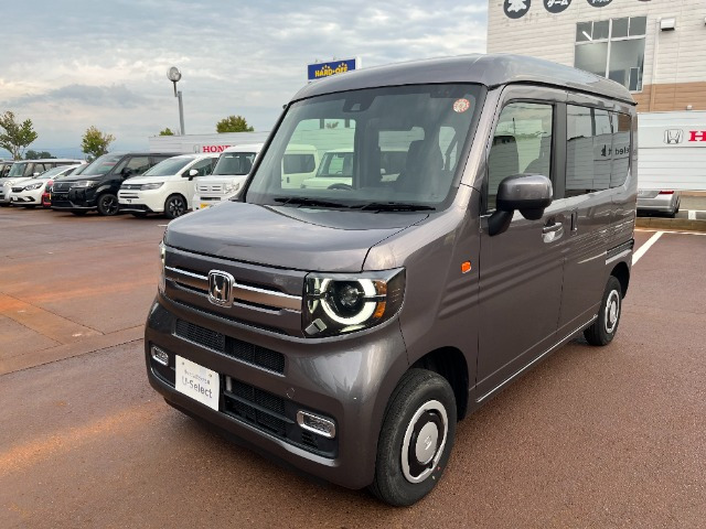 N-VAN+スタイル ファン 4WD