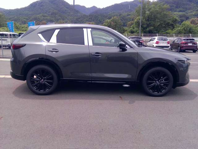 �ԗ��\���Z�p�uSKYACTIV�]VEHICLE ARCHITECTURE�v�̍l������������A�����ԉ^�]���Ă���J���̏��Ȃ��^�����\��ڎw���A����ɉ��K���E�Ïl��������!